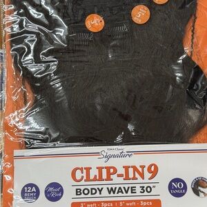 Clip-In9 Body Wave 30" - Black